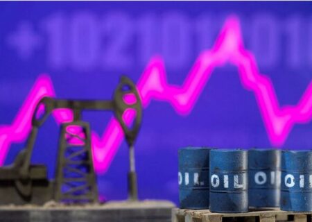 کاهش قیمت نفت در آستانه دیدار اوپک پلاس